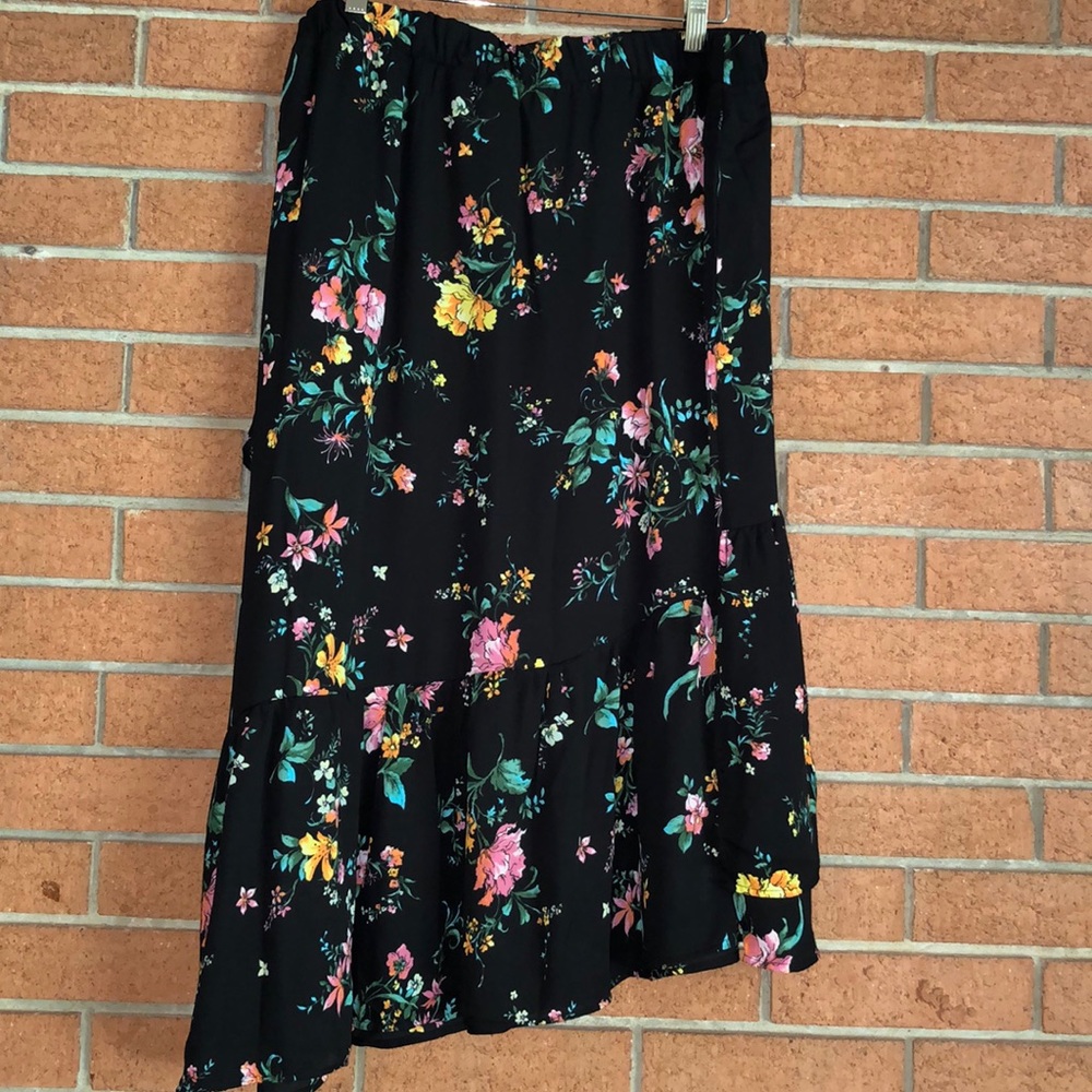 🖤ALISON ANDREWS🖤TIERD FLORAL ASYMMETRICAL SKIRT - Picture 5 of 7